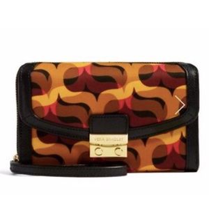 NWT Vera Bradley Modern Lights Ultimate Wristlet